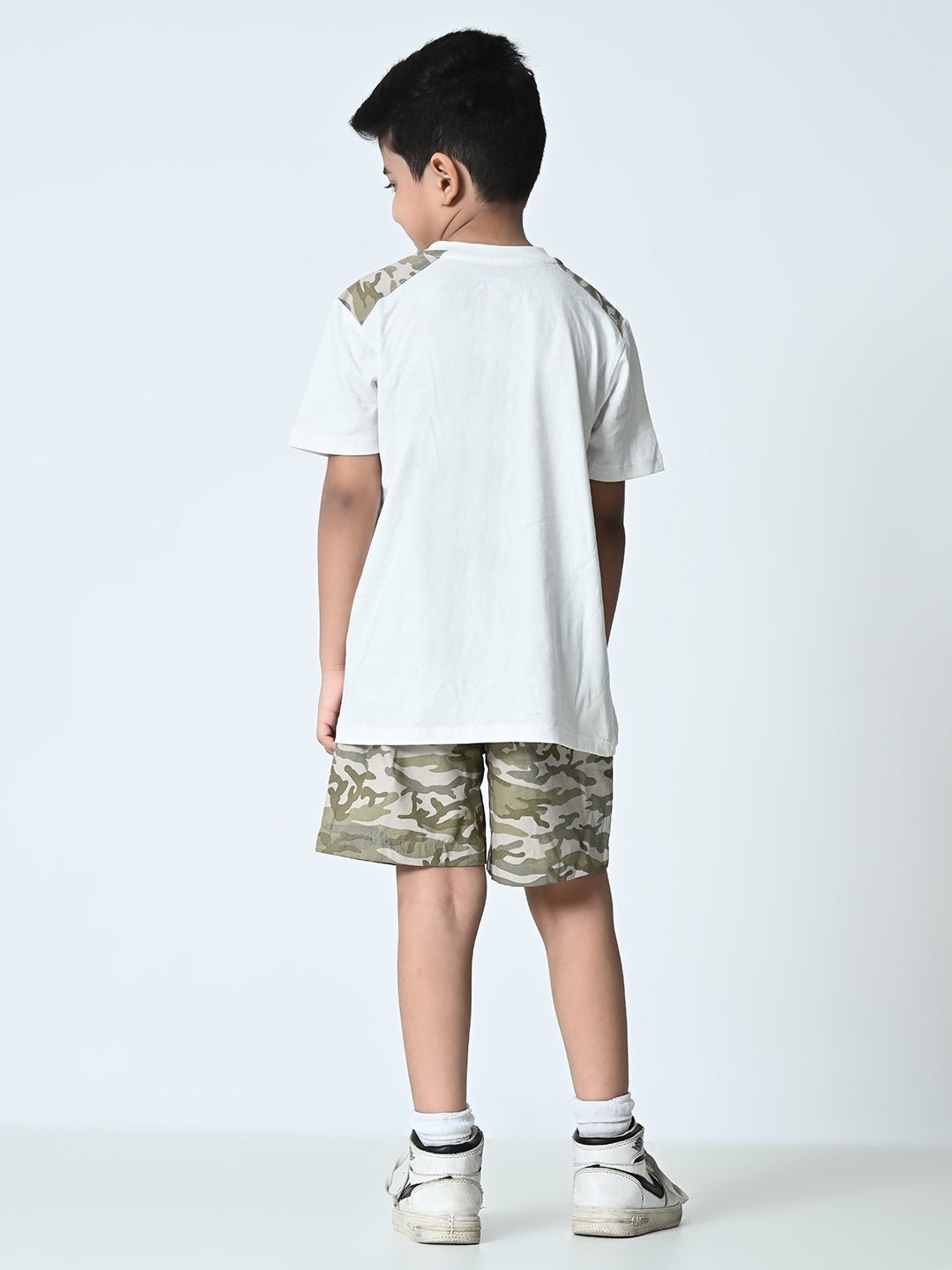 Boys Camouflage Printed T-shirt & Shorts Set - RueCollections